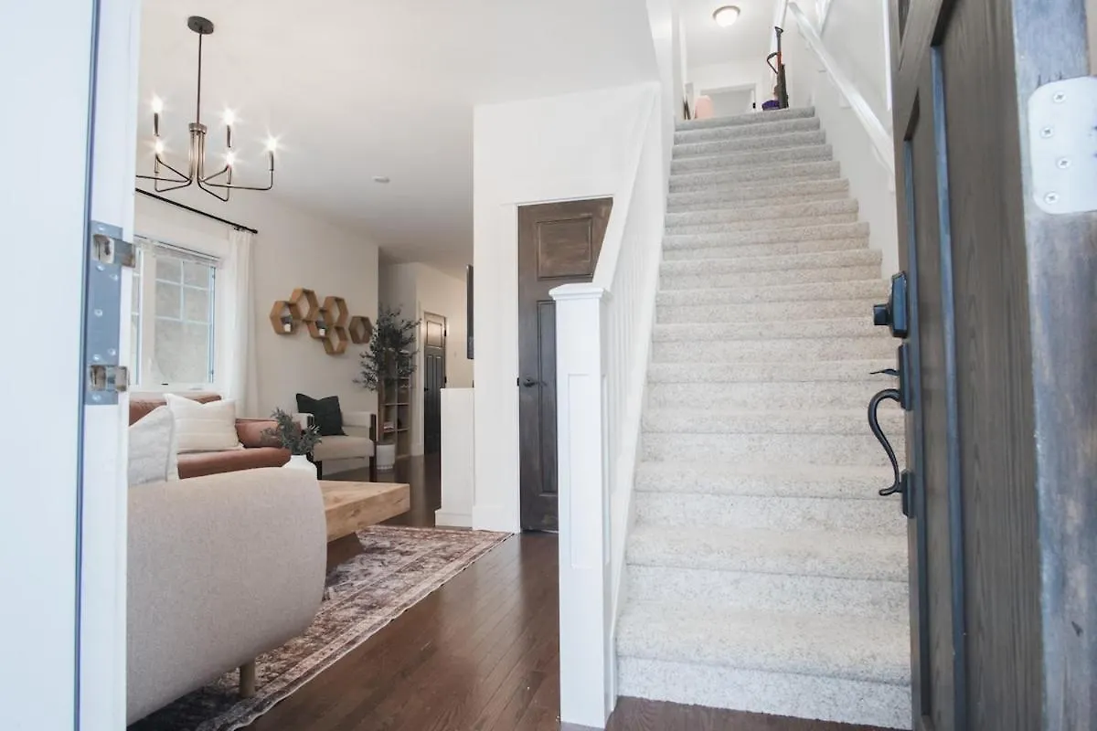 Downtown Kingbed 4Br Fireplace Bikelane Edmonton 0*,